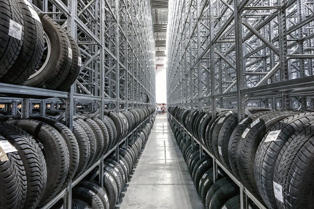 scaffalatura con braccio a sbalzo metalsistem